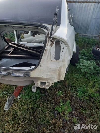 Крыло заднее правое Ford Focus DA3 aoda 2005