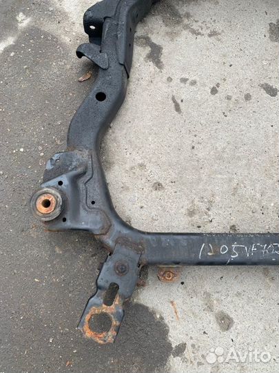 Подрамник передний передний Chevrolet Captiva