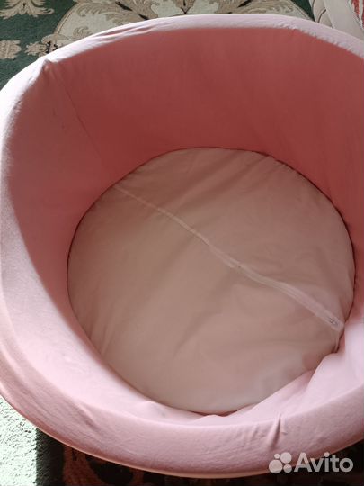 Сухой бассейн с шариками