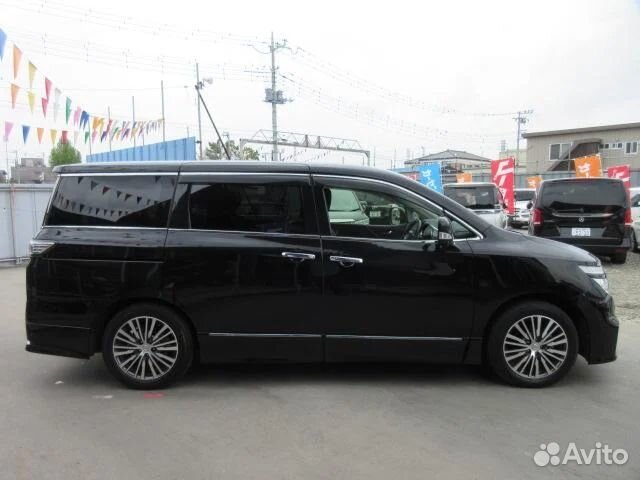 Nissan Elgrand 2.5 CVT, 2019, 27 600 км