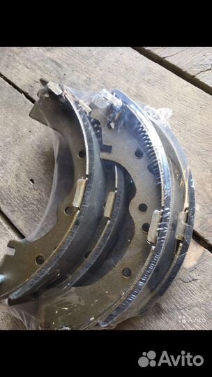 Тормозные колодки передние задние тойота