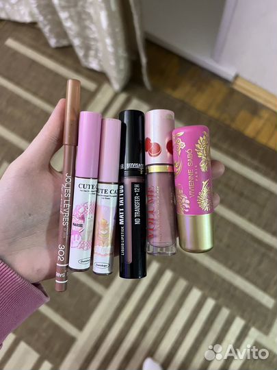 Набор нюдовых продуктов для губ