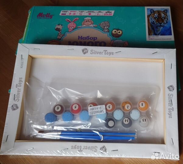 Игрушки, игры, картины по номерам