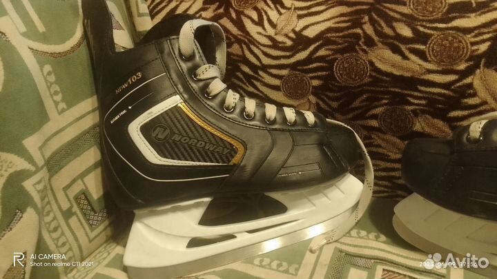 Хоккейные коньки nordway