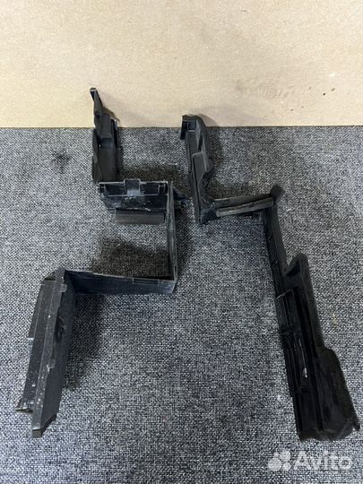 Дефлекторы радиатора Infiniti G V36