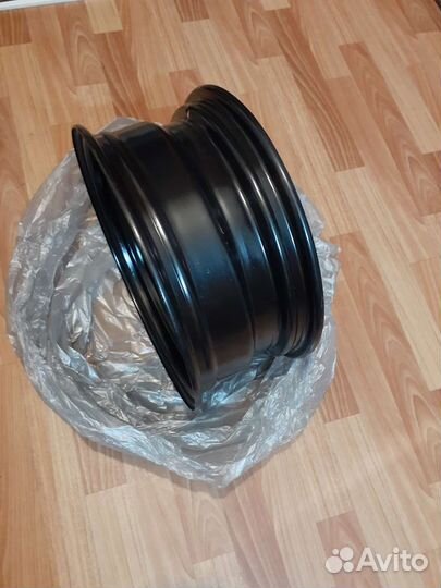 Диск штампованый R16