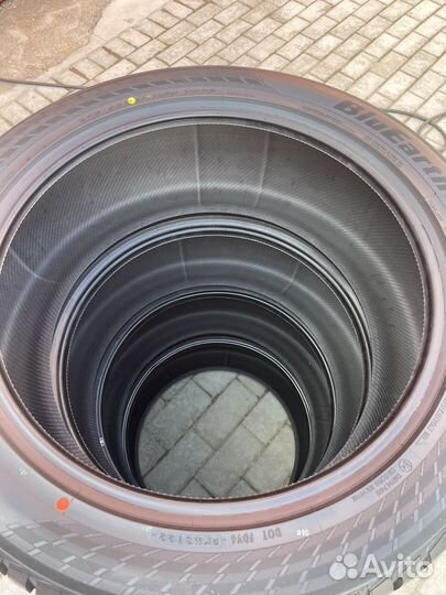 Yokohama BluEarth Winter V905 275/40 R20 и 315/35 R20 110V