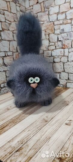 Котик вязаный