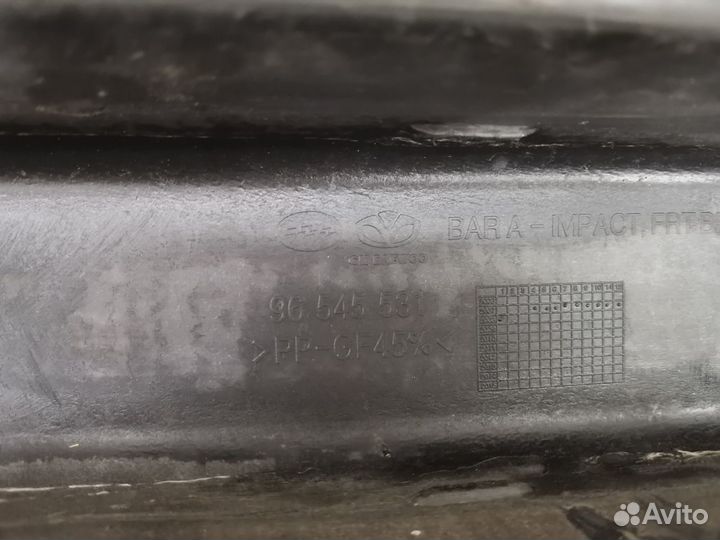 Усилитель переднего бампера Chevrolet Lacetti