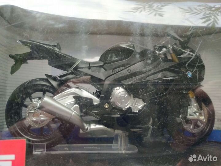 BMW S1000RR редкая коллекционная модель 1:12