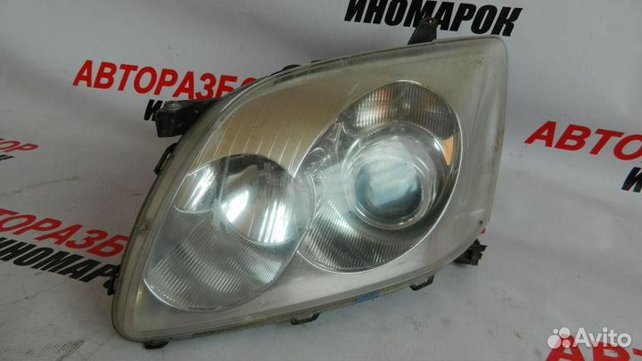 Фара левая Toyota Avensis T250 2003-2009