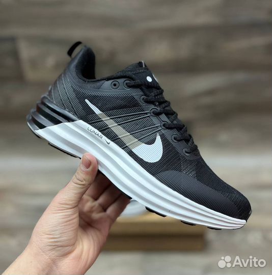 2 Кроссовки Nike Lunar Roam