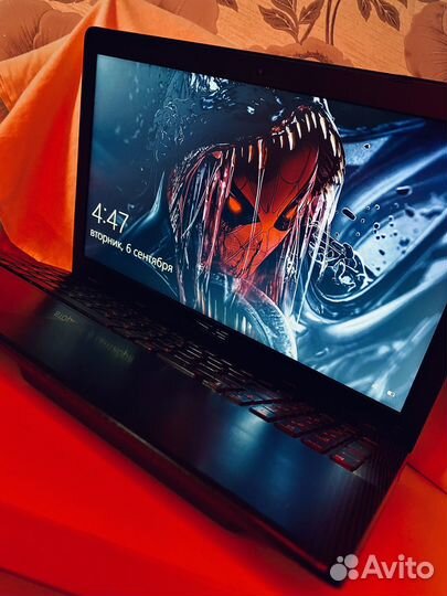 Мощный и быстрый, игровой ноутбук Asus