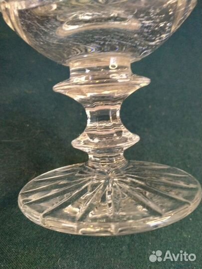 Хрустальная ваза для цветов