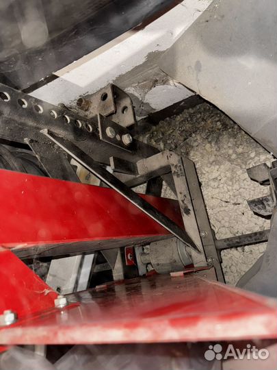 Картофелесажалка для мотоблока