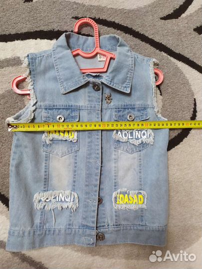 Жилетка джинсовая для девочки 6-8 лет