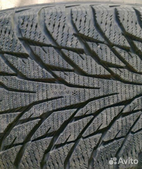 Nokian Tyres Hakkapeliitta R2 SUV 275/40 R21