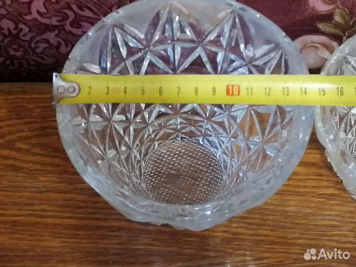 Хрустальная конфетница