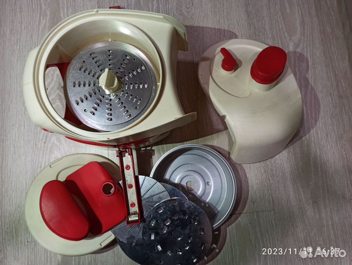 Соковыжималка шинковка 2 в 1