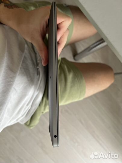 Macbook air 13 2020 m1