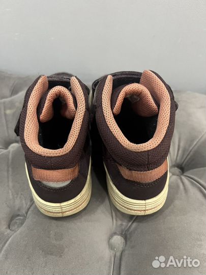 Ботинки демисезонные для девочки 33 размер