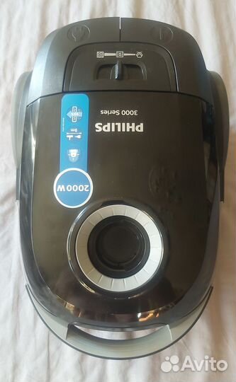 Новый Пылесос с пылесборником Philips XD3030/01