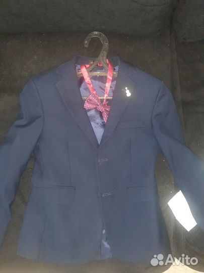 Пиджак для мальчика 36
