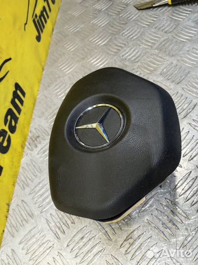 Подушка безопасности в руль Mercedes-Benz A180