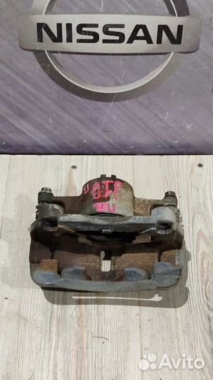 Суппорт тормозной перед Nissan qashqai J10 Прав