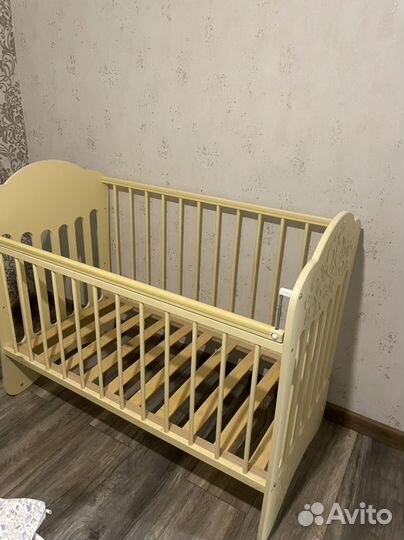 Кровать для новорожденных