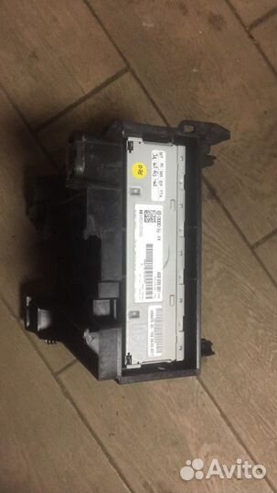 Блок радио Audi A4 B8/8K 2011 4G0035061