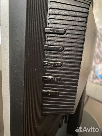 Монитор для компьютера LG Flatron L1952S-SF