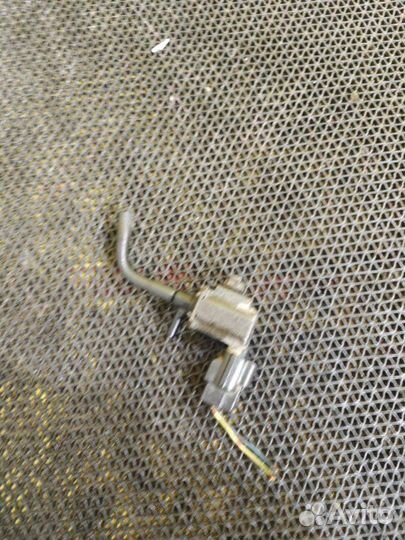 Клапан электромагнитный Suzuki Escudo TD01W G16A