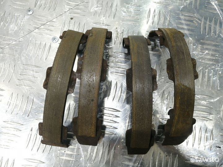 Колодки стояночного тормоза Qashqai, X-Trail