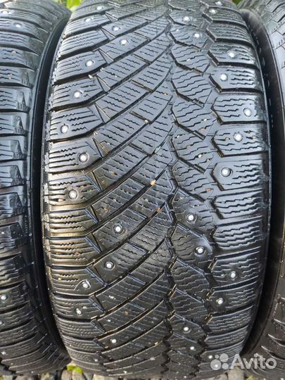 Continental ContiIceContact 245/50 R18 104T