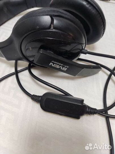 Наушники с микрофоном