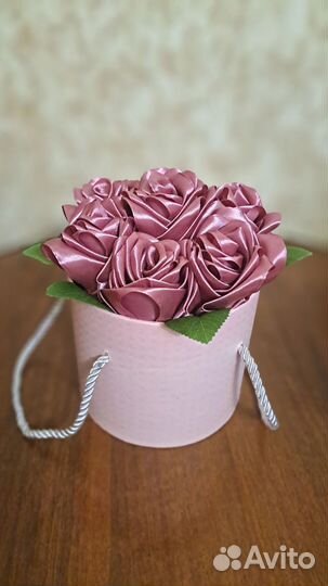 Цветы из атласных лент