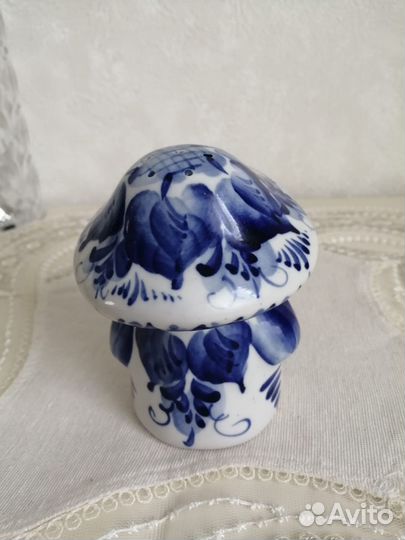 Солонка Гриб - Боровик, Гжель