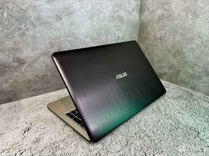 Ноутбук asus на core i3-5005U/ 920m/ 8 gb