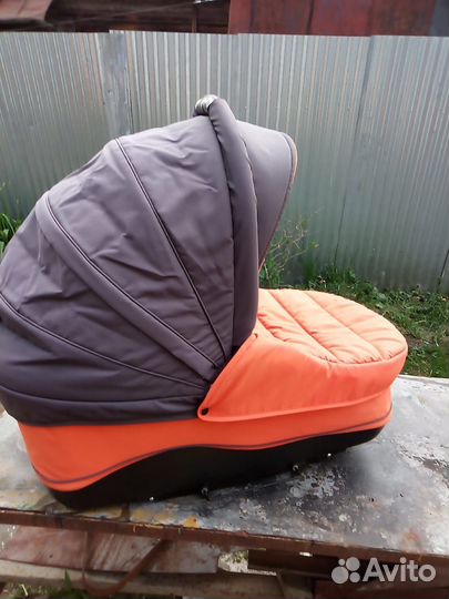 Коляска Zippy 2 в 1
