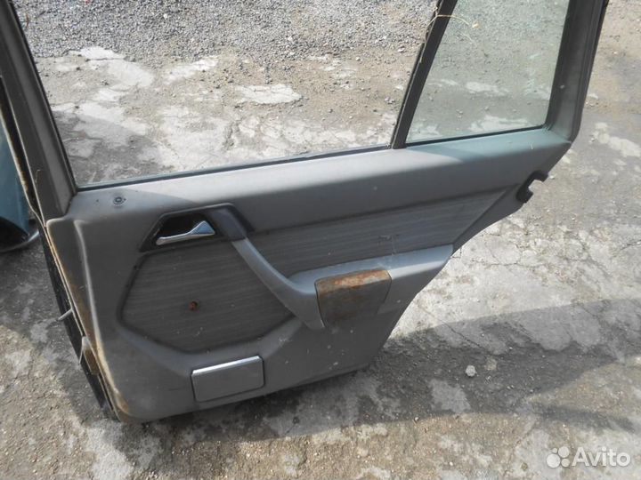 Дверь задняя правая Mercedes-Benz E-Class