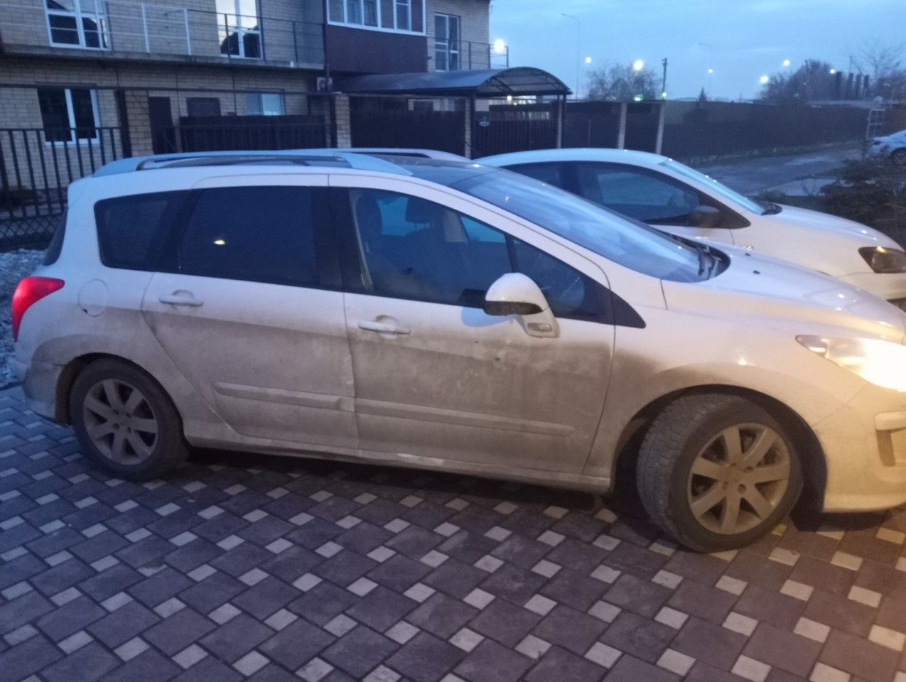 Peugeot 308: фото владельца