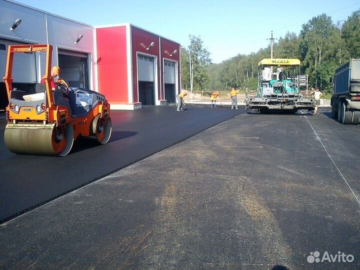 Асфальтирование, укладка асфальтовой крошки