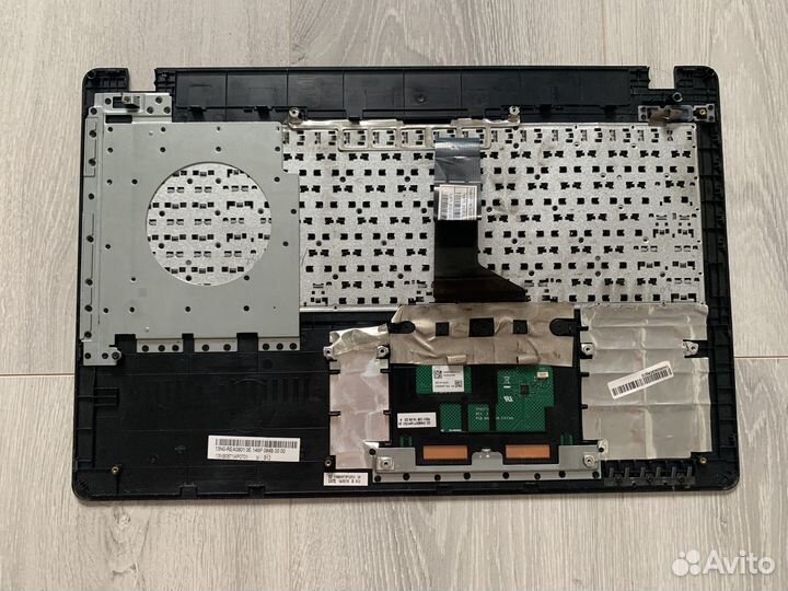 Ноубук Asus X550LA на разбор