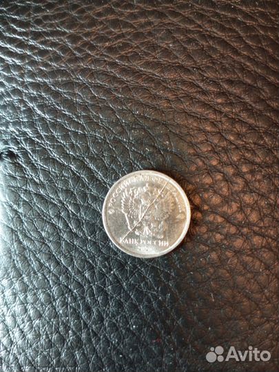 Монета с заводским браком