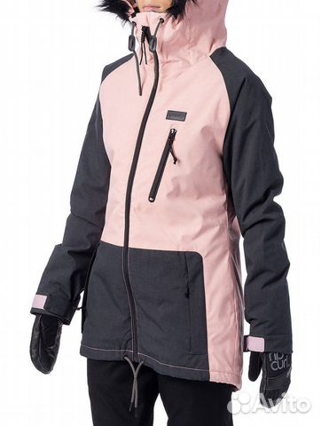 Сноубордическая куртка женская