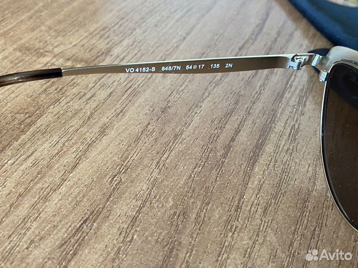 Очки солнцезащитные новые vogue оригинал