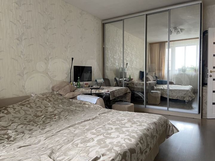 2-к. квартира, 60 м², 4/10 эт.