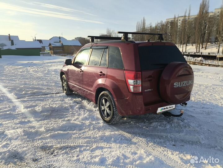 Suzuki Grand Vitara 2.0 AT, 2011, 227 000 км