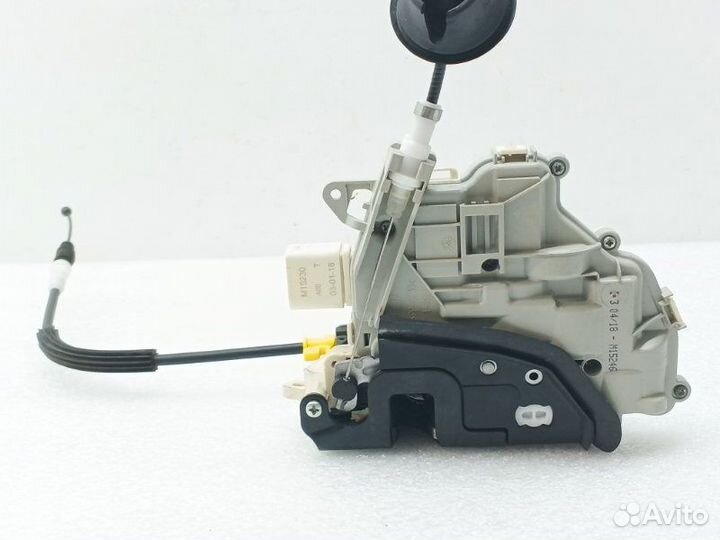 Замок двери задний правый Audi A6 C7 1.8 CYG 2018